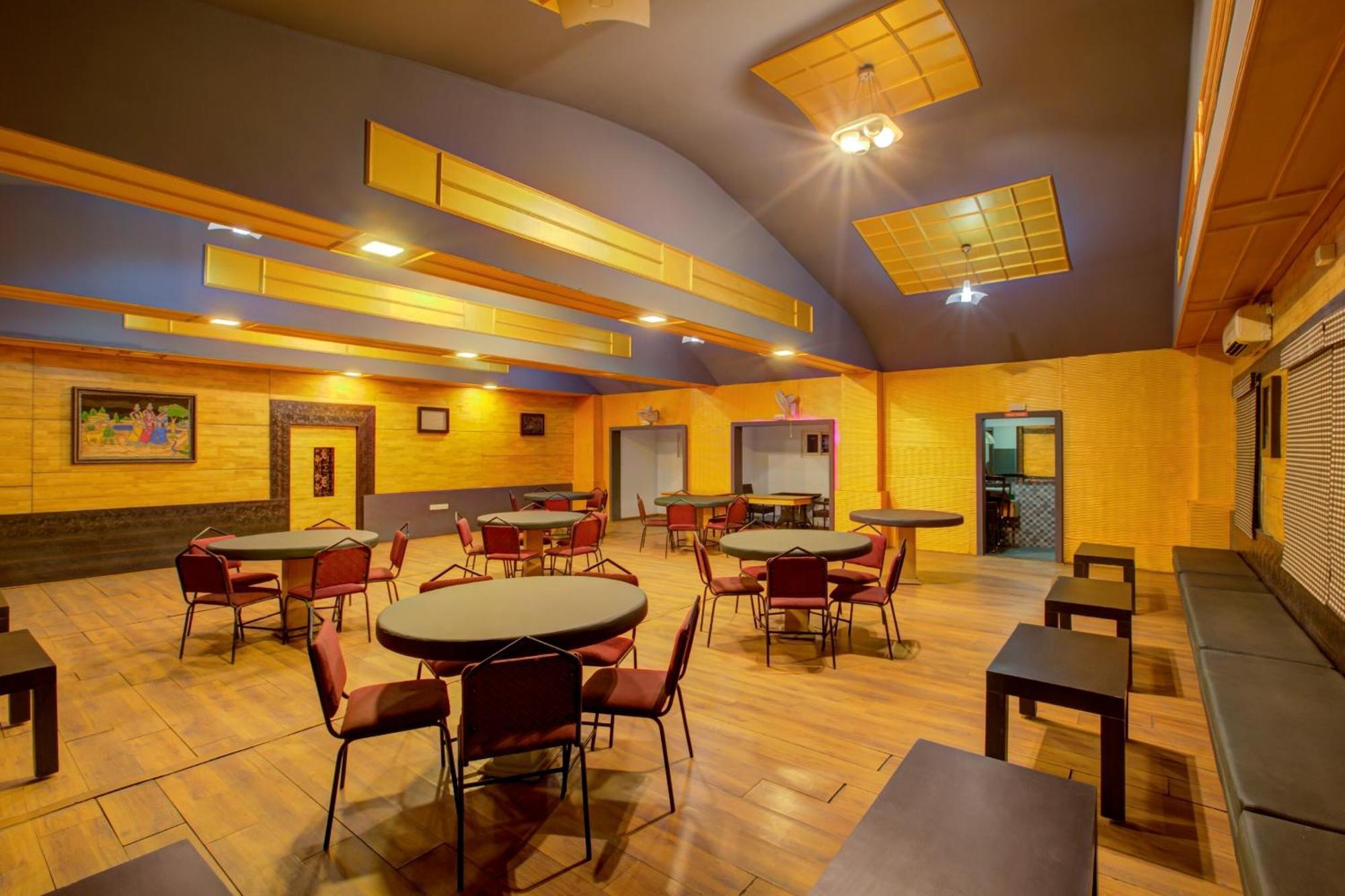 Super Townhouse Oak Jvh Hotel Bengaluru Kültér fotó