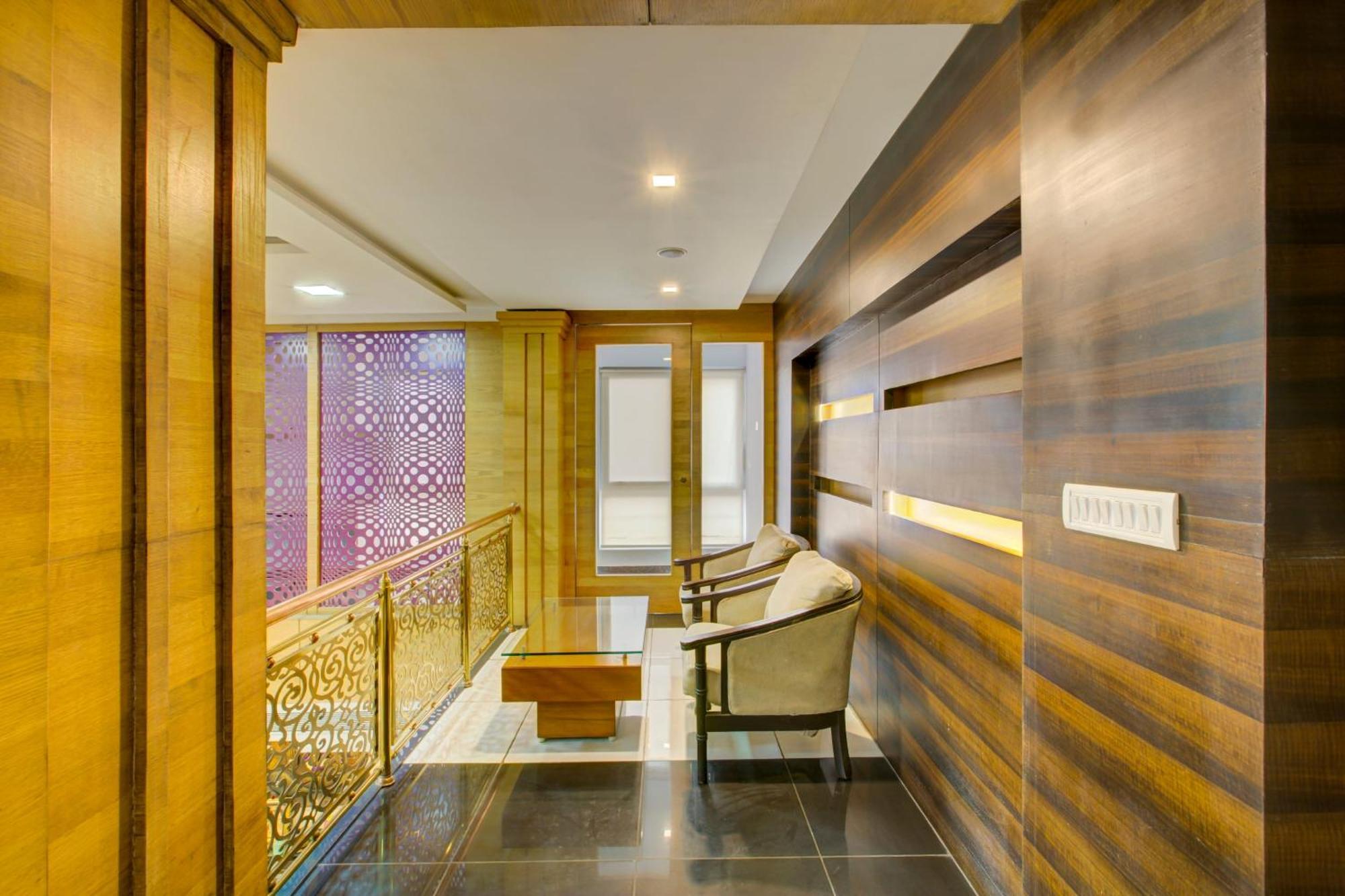 Super Townhouse Oak Jvh Hotel Bengaluru Kültér fotó