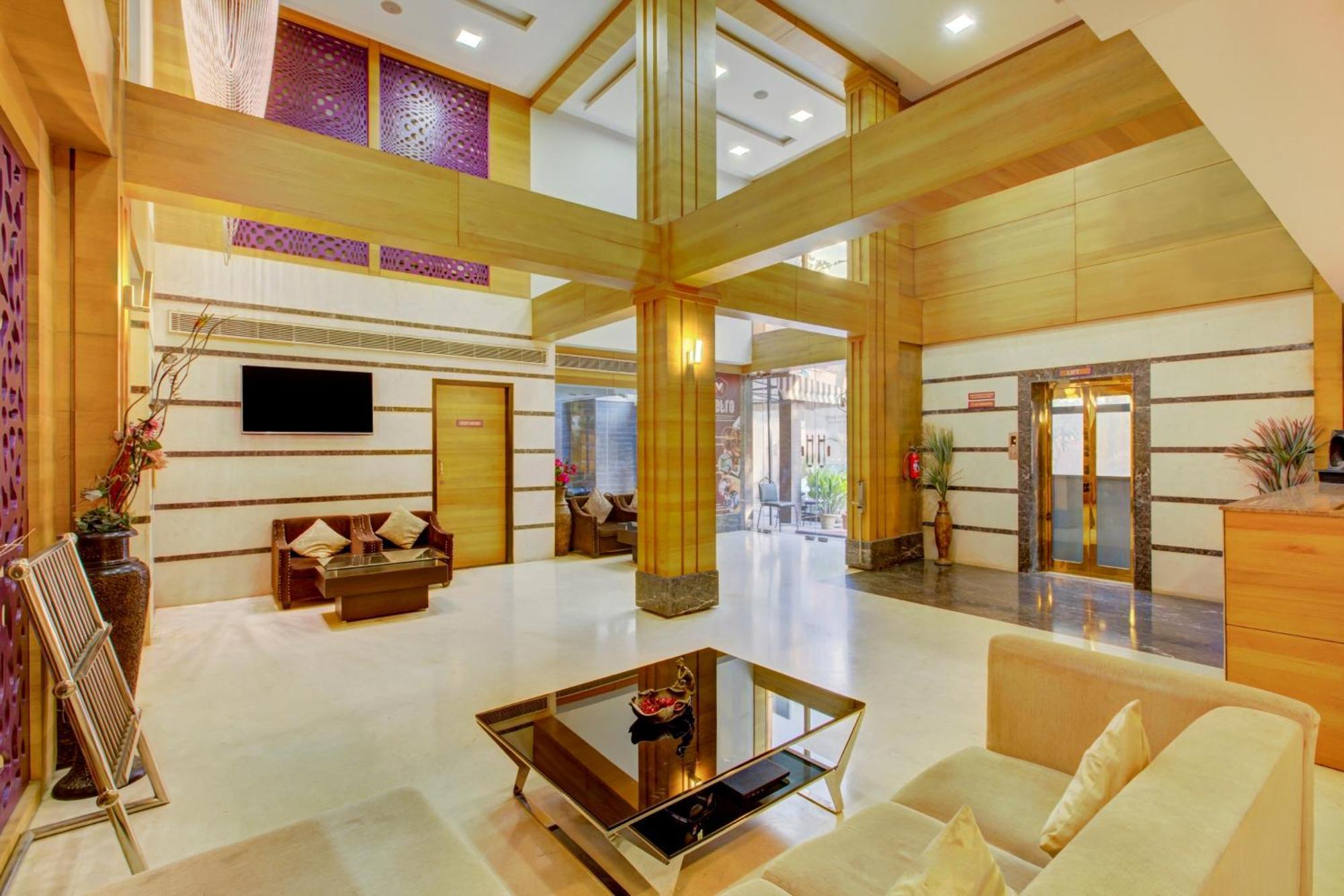 Super Townhouse Oak Jvh Hotel Bengaluru Kültér fotó