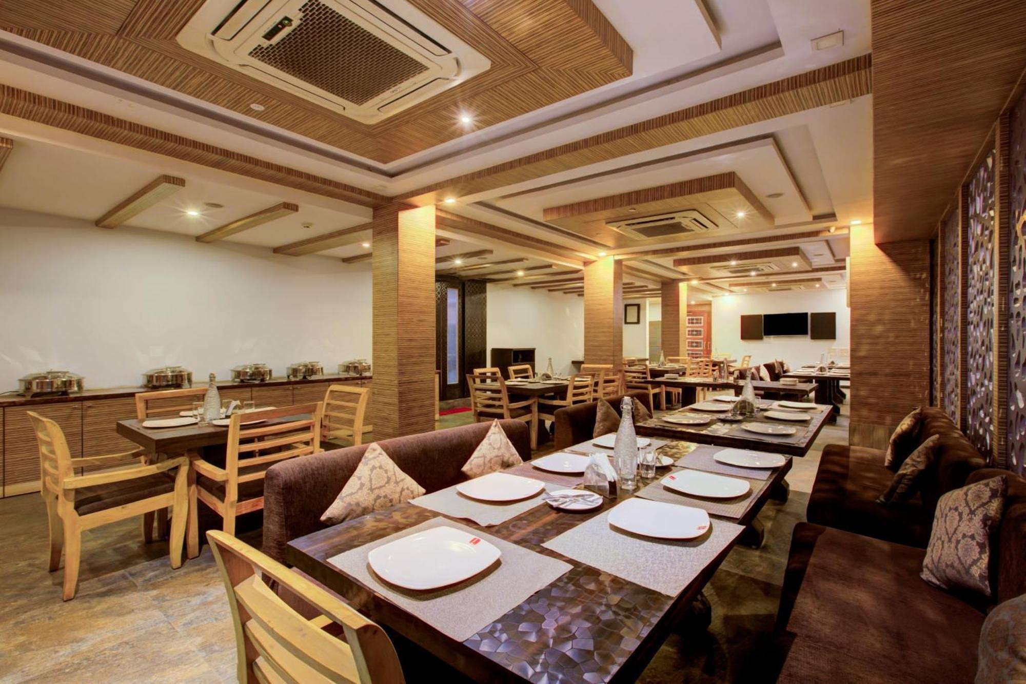 Super Townhouse Oak Jvh Hotel Bengaluru Kültér fotó